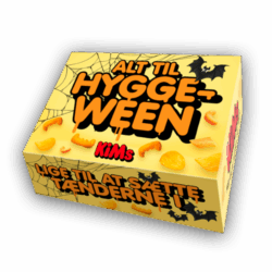 Packshot af Hyggeween-kassen. Alt til Halloween – lige til at sætte tænderne i